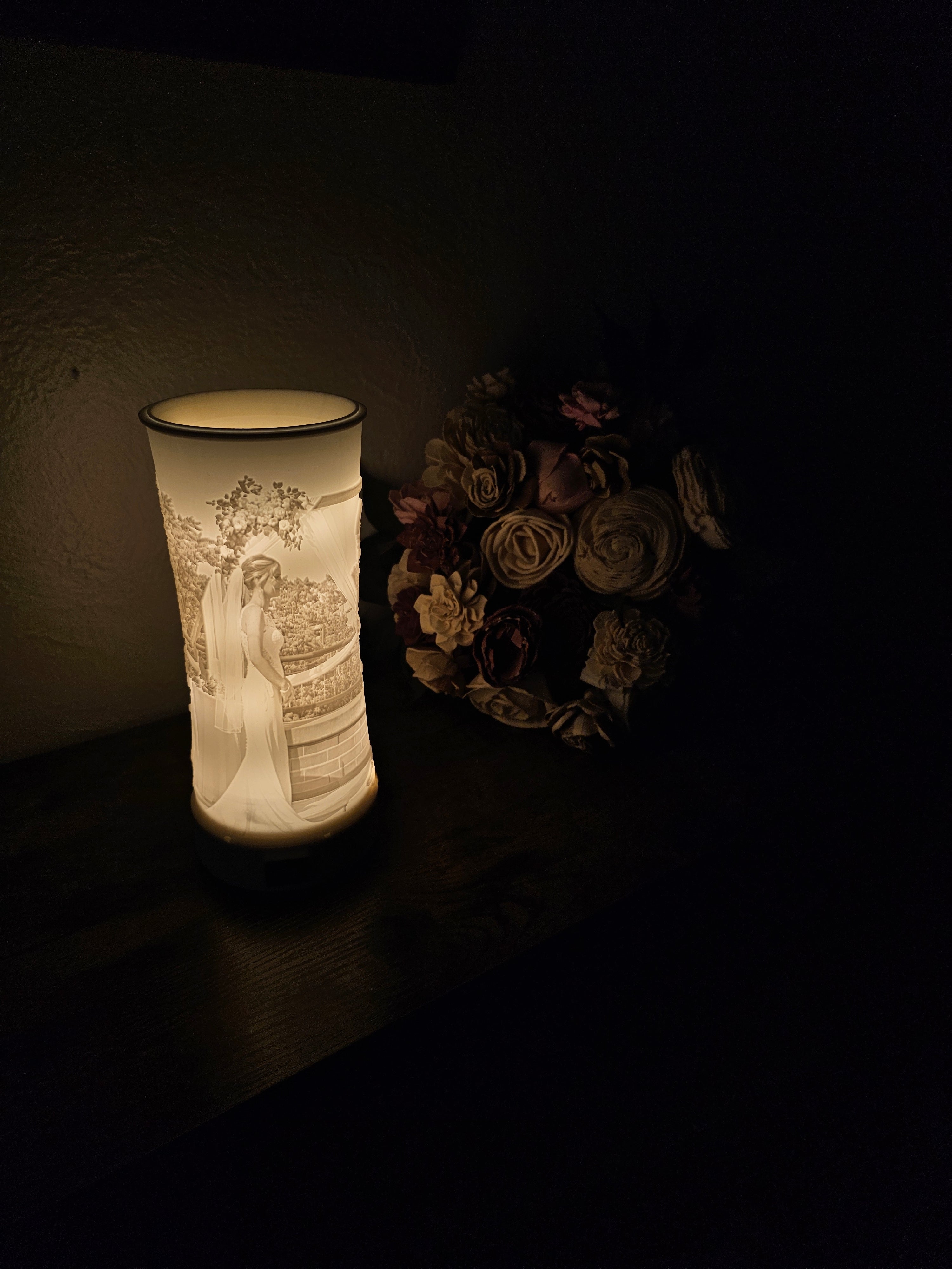 Custom Illuminated Memory Vase – Plug-In Edition